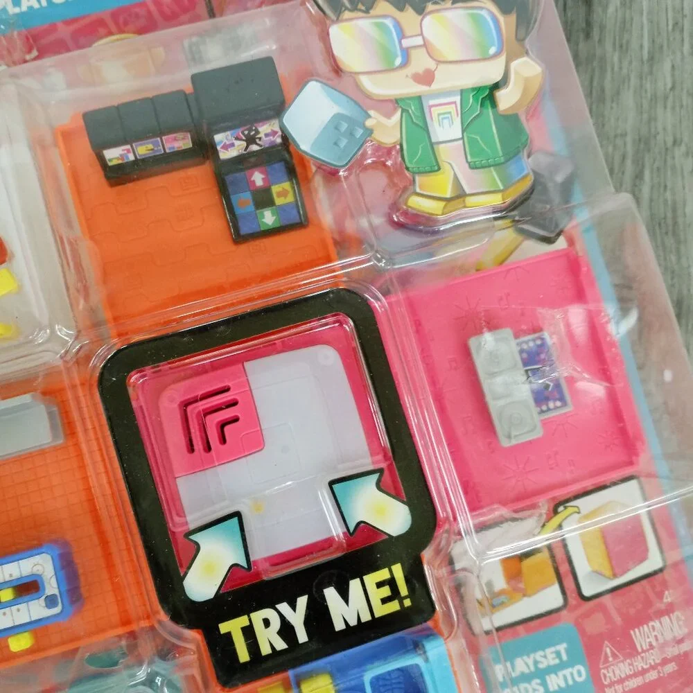 My Miini MixieQ's Neon Arcade Playset NEW Set of 2